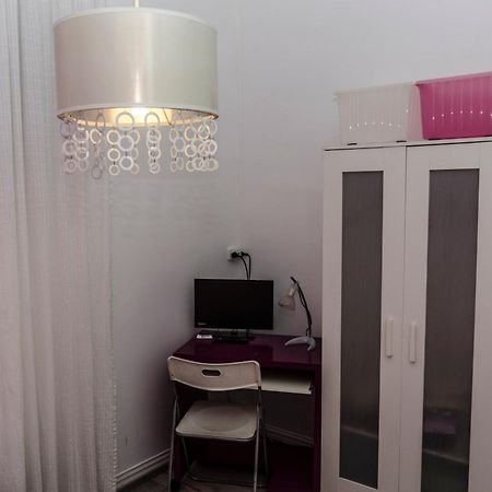 Pension Blanca B&B เลออน ภายนอก รูปภาพ