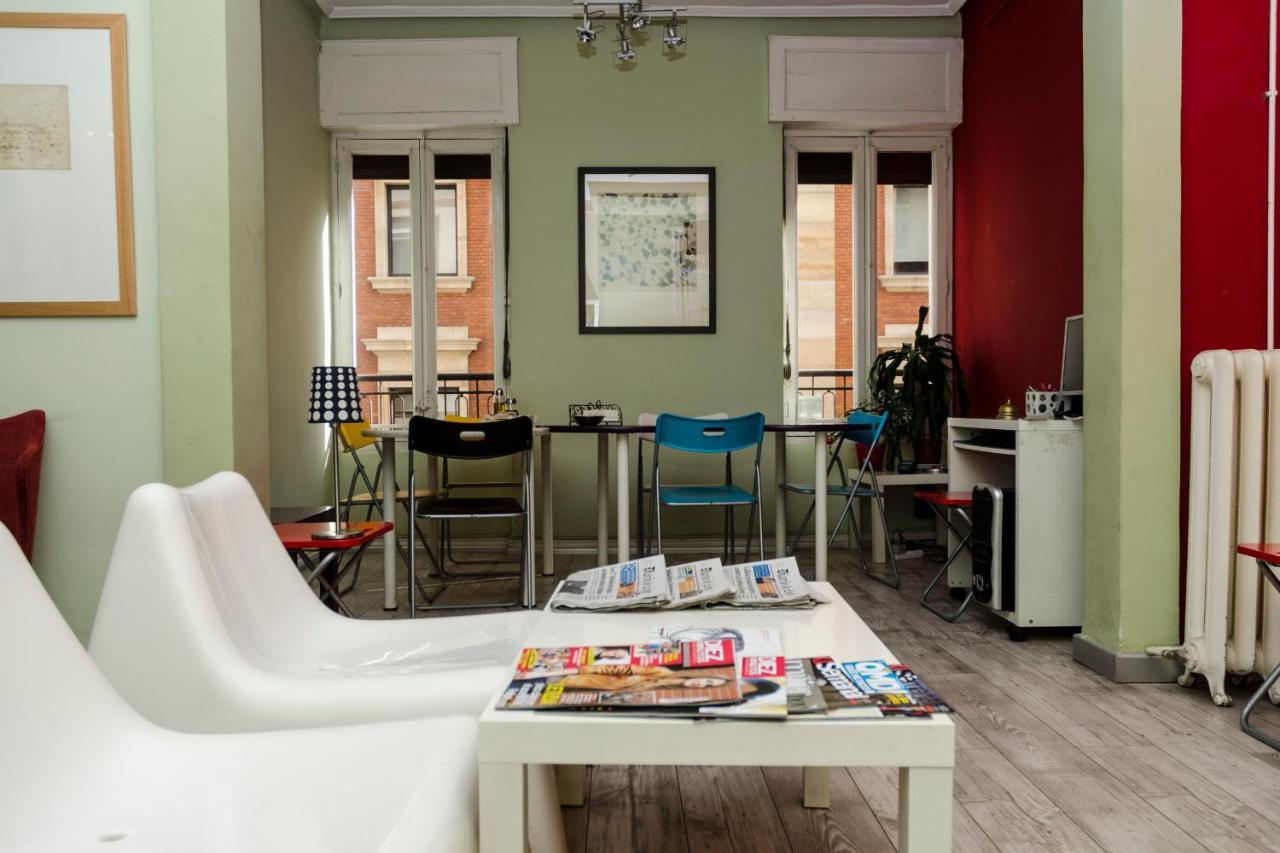 Pension Blanca B&B เลออน ภายนอก รูปภาพ