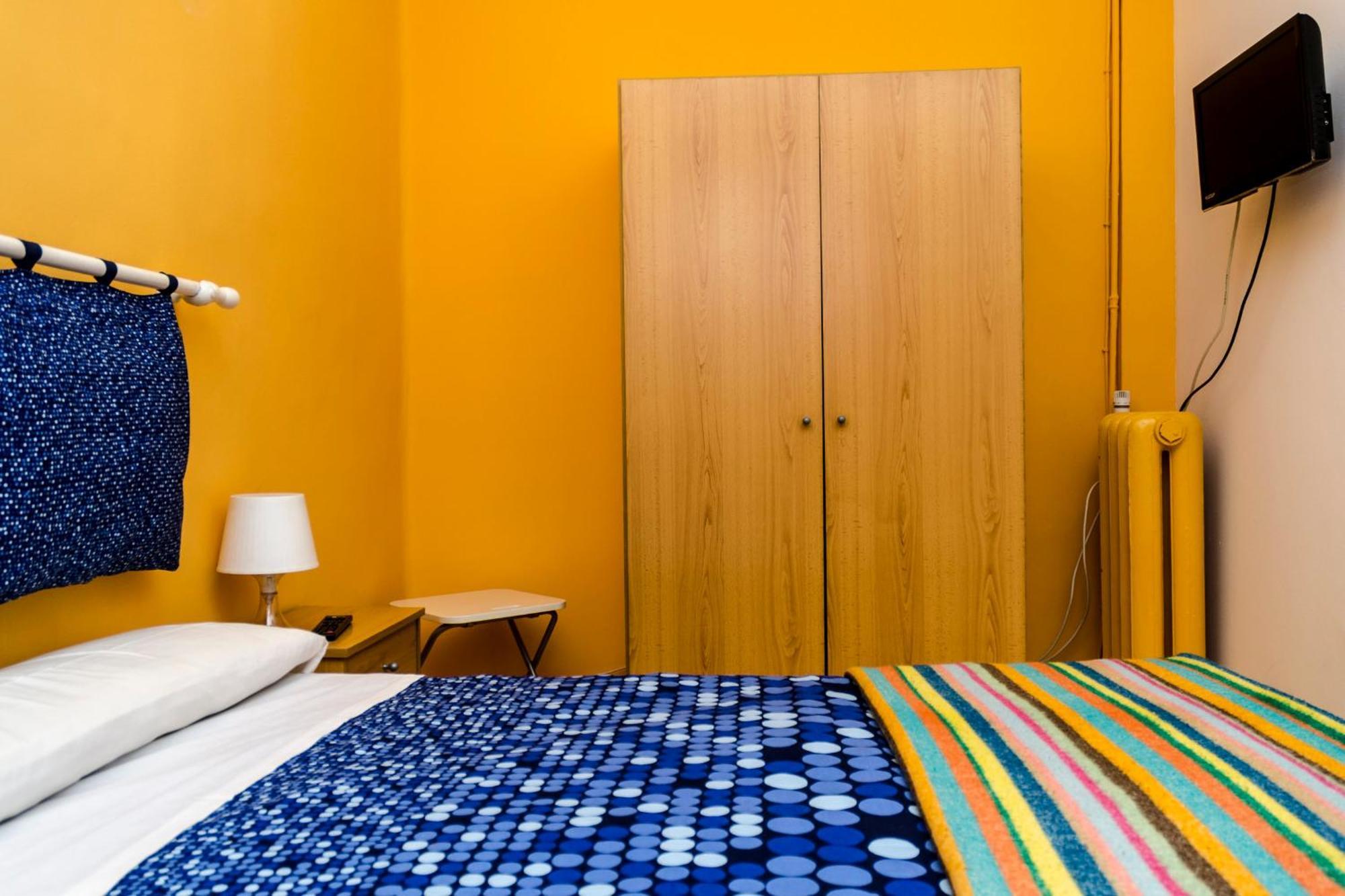 Pension Blanca B&B เลออน ภายนอก รูปภาพ